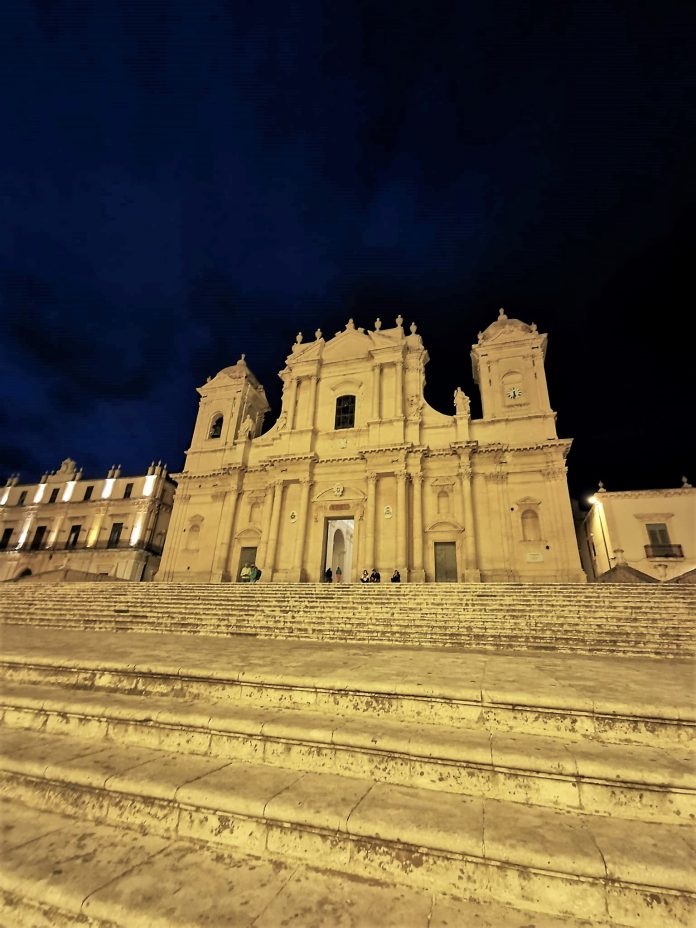 Noto cattedrale natura