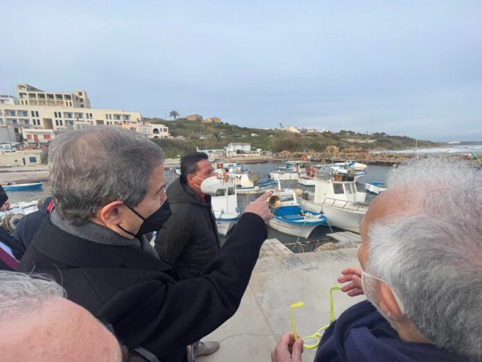 PORTO Musumeci a Selinunte nel corso del sopralluogo del 17 marzo SELINUNTE PORTO