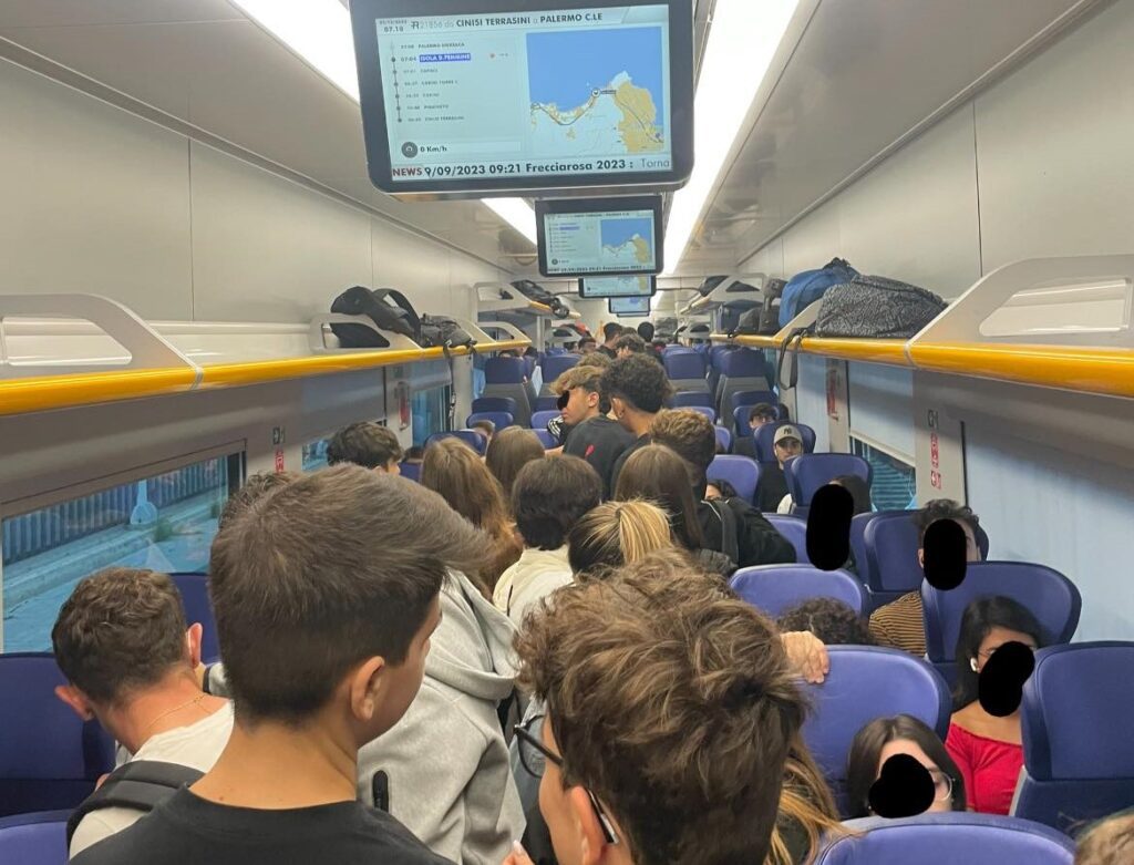 PASSANTE PALERMO TRENI PIENI