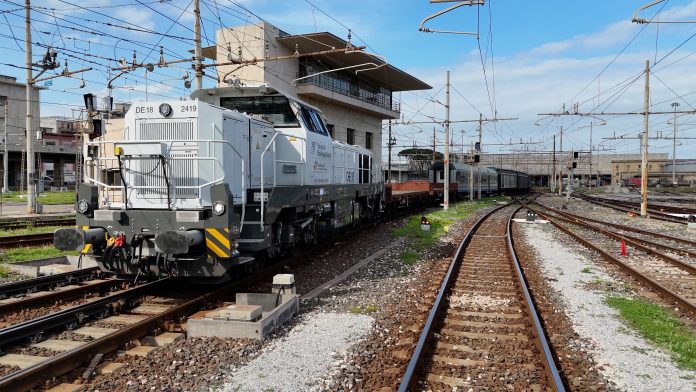 LOCOMOTIVE STRETTO MESSINA