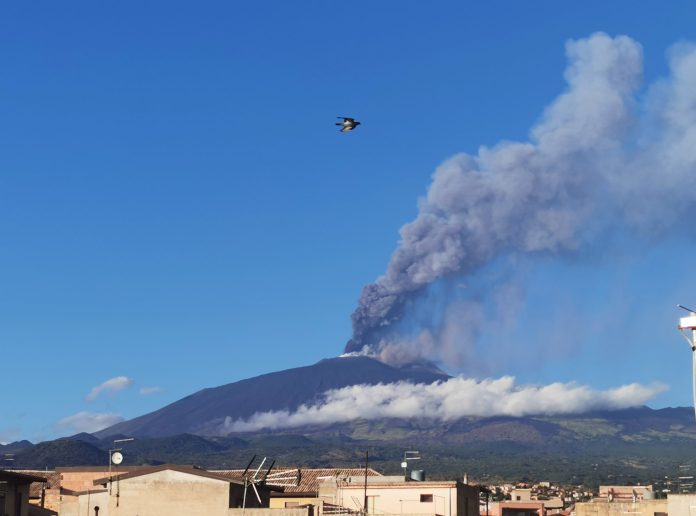 etna eruzione 7 luglio 2024 IMG_20240704_192947 etna eruzione 7 luglio 2024